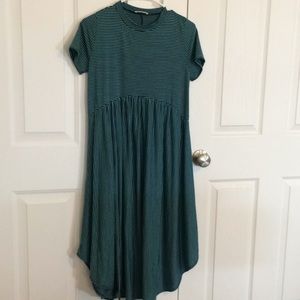 Short sleeve striped dress